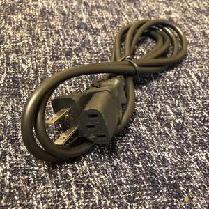 AC電源ケーブル 09