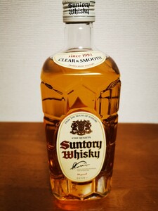 サントリー ウイスキー、 サントリー角瓶白角