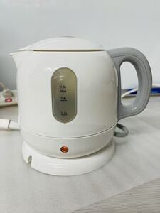 電気ケトル 1.0L