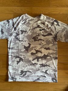ナイキ 半袖シャツ トレーニングウェア カモフラ柄