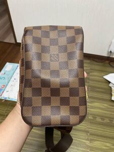 LOUIS VUITTON ジェロニモス ボディバッグ