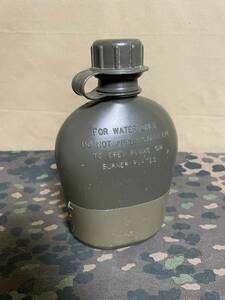 アメリカ軍　ODカラー　水筒　キャンティーン　放出品　中古品　USMC　陸軍　空軍　海軍　ベトナム戦争　代用品