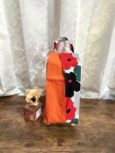 Art hand Auction Taschentuchbox mit Blumenmuster, handgefertigt, zum Aufhängen, Möbel, Innere, Interieur-Zubehör, Taschentuchbox
