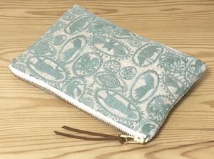 ★ ハンドメイド 平 ポーチ 通帳 ケース jungle relief ベージュ 刺繍 ★ ミナペルホネン ジャングルレリーフ 生地 はぎれ 使用 mina