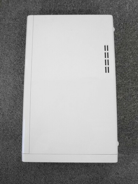 Wii21-014 任天堂 ニンテンドー Wii U 本体 単品 32GB ホワイト 白 のみ マリオカート8 WUP-101 レトロ ゲーム 動作確認 使用感あり