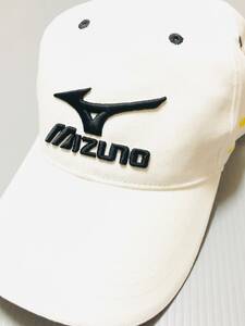 新品！ミズノ(MIZUNO)　ゴルフ　キャップ　ユニセックス (Unisex)　（ホワイト×ブラック）