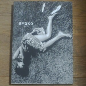 写真集 篠原涼子 : RYOKO 1996 t　ワニブックス　アイドル　グラビア