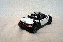 ダイハツ コペン XPLAY 1/18 ミニカー COPEN 組み立てキット 白黒 エクスプレイ_画像2