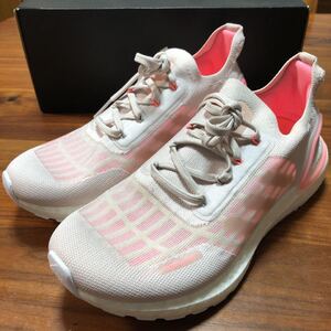 アディダス 24cm ランニングシューズ ウルトラブースト EG0747