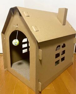豊島屋(Toyoshima-ya) 爪磨き&おもちゃ付き 段ボール猫ハウス エコな紙の猫のおうち 新品