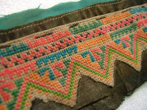 モン族　クロスステッチ古布　5.5×22.5cm　アンティーク布　タイ北部山岳少数民族　伝統刺繍