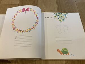 非売品未使用品 ベビー誕生記念アルバム 写真アルバム 出産準備 赤ちゃん ベビーフォトアルバム 出産アルバム 写真収納 足型