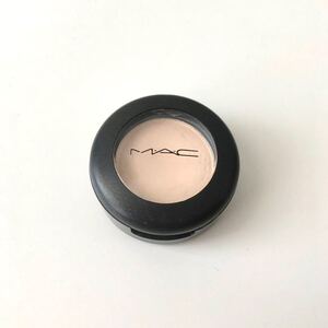 MAC スモールアイシャドウ バニラ