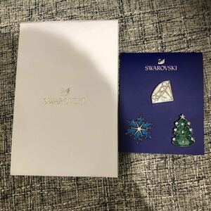 スワロフスキー SWAROVSKIクリスマスピンバッチセット