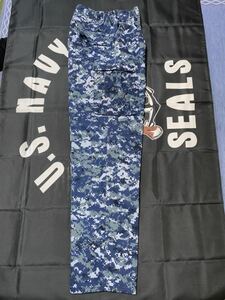 中古美品　USN NWU ネイビー NAVY デジタル迷彩 コンバット パンツ medium long 戦闘ズボン BDU