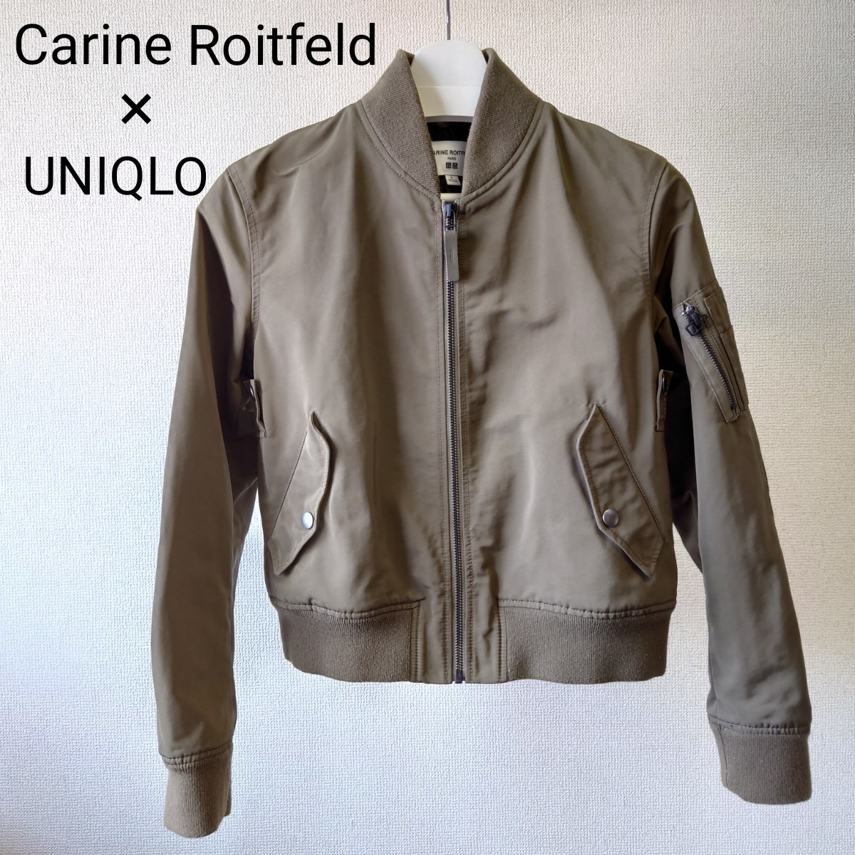 黒 ジャケット 上着 ユニクロ UNIQLO CARINE ROITFELD テーラード