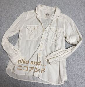 niko and… ニコアンド レディース 白シャツ ボタン オシャレ ナチュラルホワイト