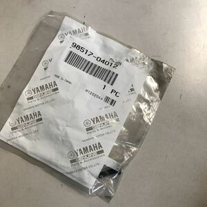 M1580 YAMAHA キャブレタースクリュー　新品　4個セット　品番98517-04012 マジェスティ250