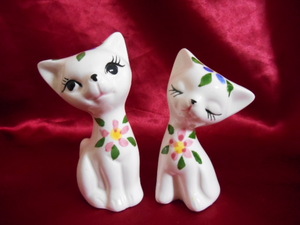 昭和レトロ　猫　ネコ　置物　焼き物　陶器