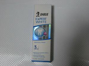 驚愕！！ ホワイトニング歯磨き粉　DARLIE ダーリー EXPERT WHITE １２０ｇ　３日で効果が…