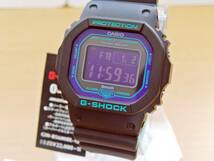 【新品】カシオ Ｇショック GW-B5600BL-1JF 90年代 レトロスポーツテイスト ネオンパープル ブラック×グリーン_画像3