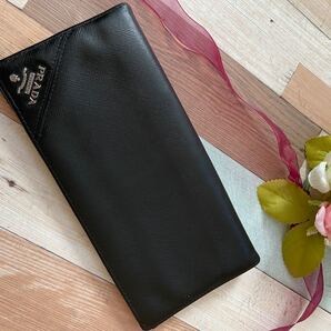 PRADA プラダ 長財布 二つ折り 財布 ブラック サフィアーノ