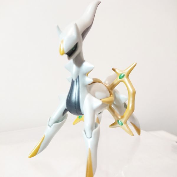 毎回完売 ポケモン フィギュア 立体ポケモン図鑑 ギラティナ 2種 アルセウス 在庫処分特価