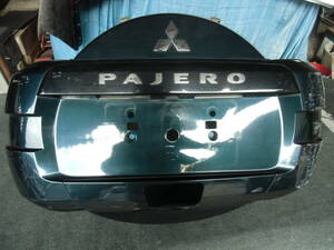 三菱　 パジェロ 　スペアタイヤガード　Ｖ９７Ｗ　Ｖ８７Ｗ　６４３０Ａ１１７／１１８　リア　中古品
