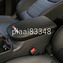 CX060:トヨタRAV4 2019 2020 XA50 本革アームレストボックスカバーアクセサリー_画像1