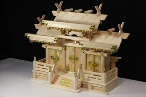 美しい、東濃桧■ 升組造り 屋根違い 大型 ■マス組付 ■神棚 （お社本体）高さ51cm×幅70cm×奥行き27cm