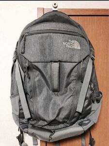 THE NORTH FACE SURGE ザノースフェイス リュック グレー ザノースフェイス リュック