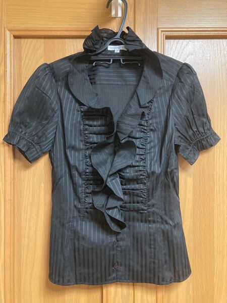 ★新品★ NARACAMICIE 黒 織地 ストライプ フリル 半袖 ブラウス 1サイズ シャツ ブラック