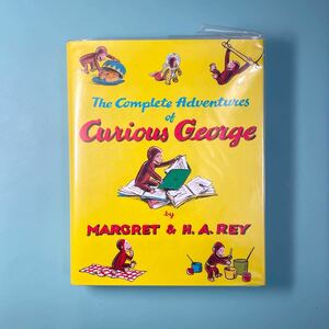 The Complete Adventures of Curious George / 英語絵本 おさるのジョージ（405ページ）