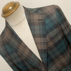 新品 フィナモレ(伊) 秋冬ジャケット 48サイズ 大柄なブラウン系チェック イタリア製 定価13.2万円