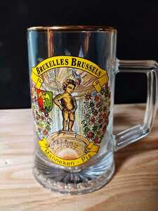 希少品！mannekenーpis　bruxelles brussel！ビアジョッキ！掘り出し物！アンティーク！アルコールグッズ！ガラス製！インテリア！ステ