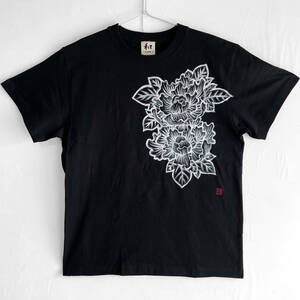 メンズ Tシャツ Lサイズ 牡丹柄手描きTシャツ ブラック 手描きで描いた牡丹の花柄Tシャツ 和柄