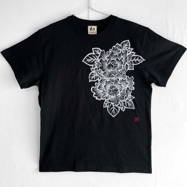 メンズ Tシャツ XLサイズ 牡丹柄手描きTシャツ ブラック 手描きで描いた牡丹の花柄Tシャツ 和柄