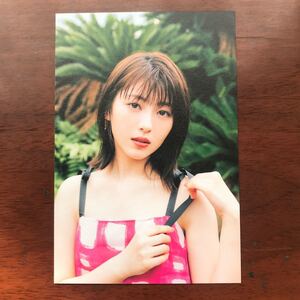 浜辺美波 写真集 20 ポストカード1枚