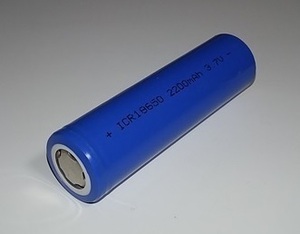 LED懐中電灯のパワーツール充電式リチウムイオン電池（フラットヘッドタイプ）3.7V 2200mAh18650バッテリー！