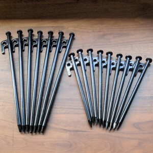 鍛造ペグセット Soomloom スチール ソリッド キャンプ設営用具 20CM 9本 30CM 7本 ソリッドステーク
