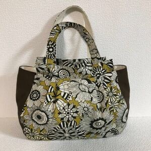 アートフラワー柄タック入ラウンドバック(中サイズ)*ハンドメイド