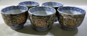 　古伊万里 染付 金彩色絵花々絵図ぐい飲み　5客　西とA