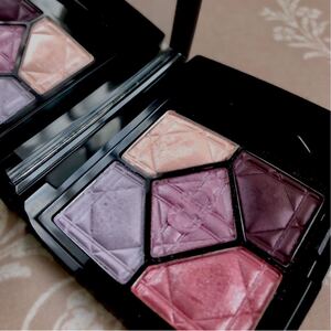 限定色 DIOR サンククルール 817