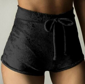 1644 black bell bed style short pants 