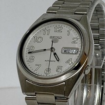 【未使用】セイコーファイブ SKXP15K 7S26 マットシルバー SEIKO5 2009年 デイデイト 自動巻き メカニカル メンズ腕時計 No.11110-1/209_画像4