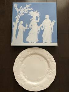 新品未使用！Wedgwood ウェッジウッド ストロベリー＆バイン プレート 28cm★自宅保管品