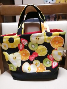 ミニトートバッグ ハンドメイド フルーツいっぱい柄 ランチバッグにも