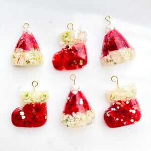 No.37 ハンドメイドパーツ レジンパーツ クリスマスパーツ サンタ帽子 イヤリング ピアス 押し花