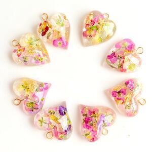 No.51 ハンドメイドパーツ レジンパーツ ハート 押し花 イヤリング ピアス ハンドメイド ビジュー