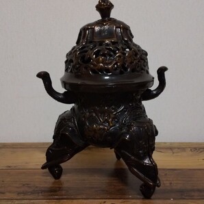 香炉